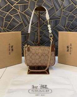 Coach_Classy_Flowe_Patch_Sling_Bag