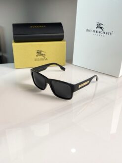 Burberry black gold 69019